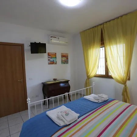 La Casa Del Gelso Fiorito Apartment *